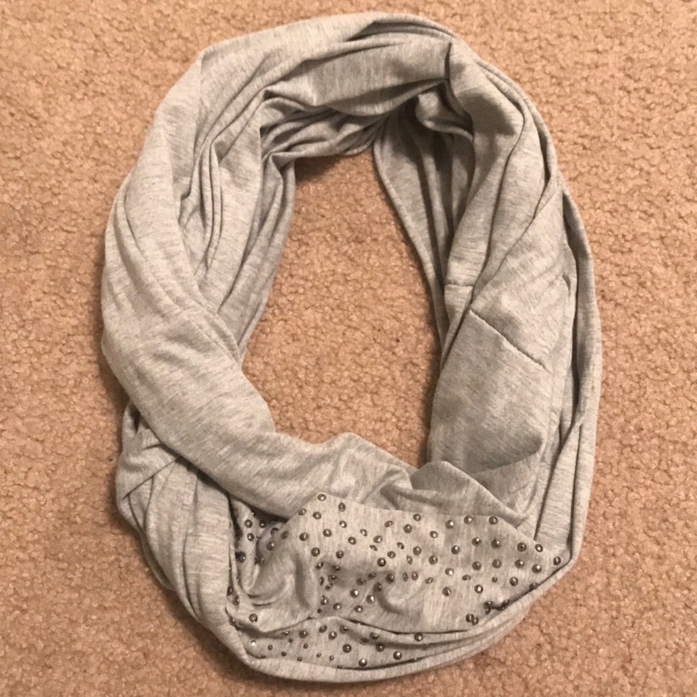 Infinity scarf